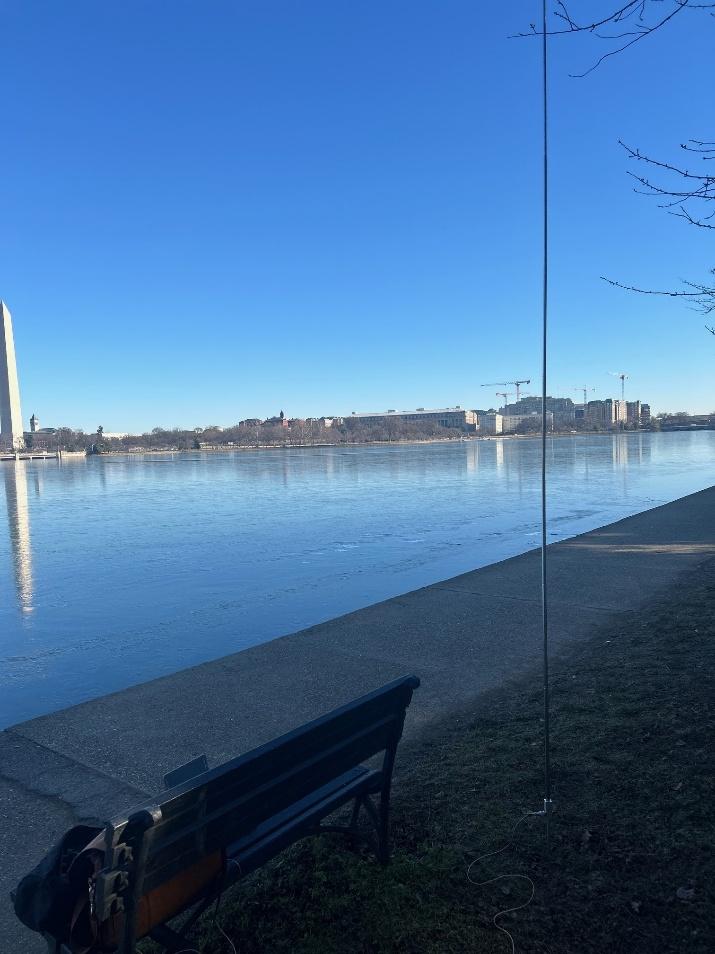 Vertical antenna by bench